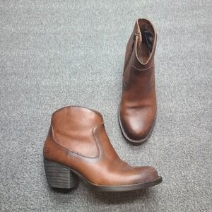 Born Womens Brown Leather Ankle Boots Side Zip Block Heel Size 6M